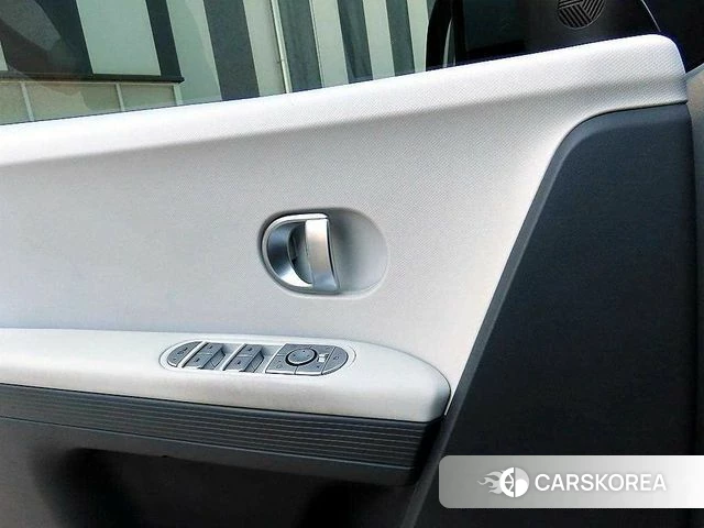 Hyundai Ionic 5 2022 Серебряный из Кореи, фото 2