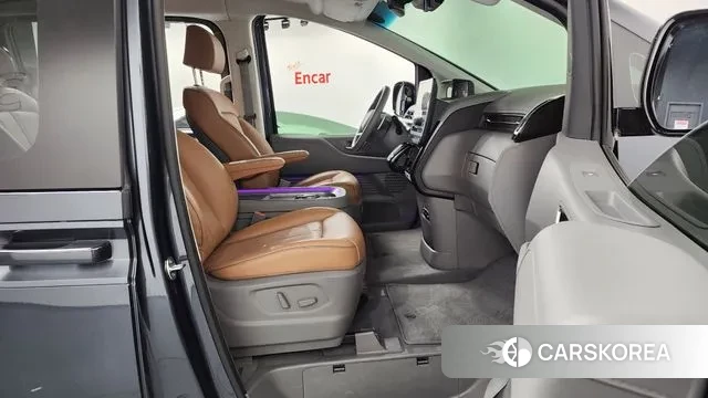 Hyundai Staria 2024 Серый из Кореи, фото 2