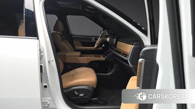 Hyundai Santa Fe (MX5) 2024 Белый из Кореи, фото 2