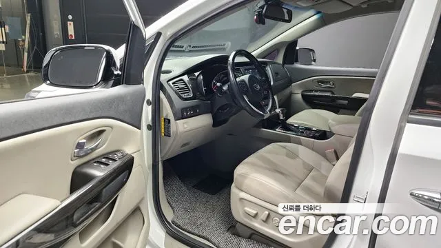 Kia The New Carnival id 2412089 из Кореи 2