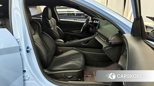 Hyundai Avante (CN7) 2021 Небесно-голубой из Кореи, фото 2