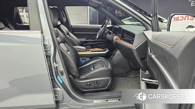 Ssangyong Torres EVX 2024 Серый из Кореи, фото 2