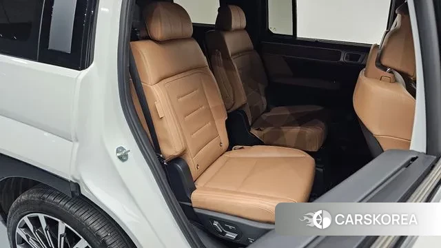 Hyundai Santa Fe (MX5) 2023 Белый из Кореи, фото 2