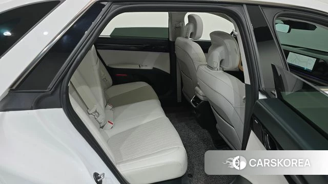 Hyundai Grandeur (GN7) 2023 Белый из Кореи, фото 2