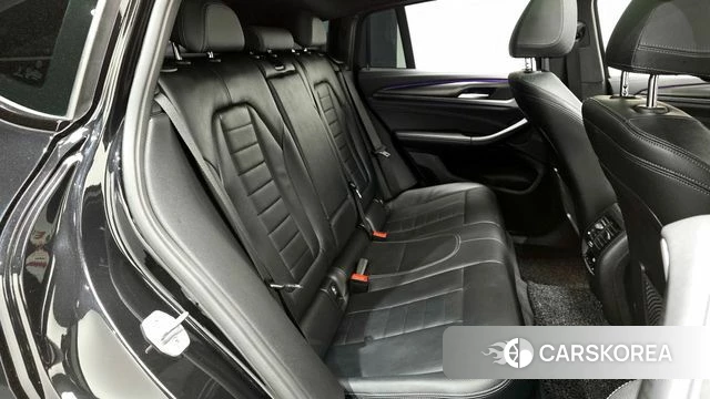 BMW X4 (G02) 2023 Черный из Кореи, фото 2