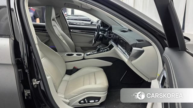 Porsche Panamera (971) 2018 Серый из Кореи, фото 2