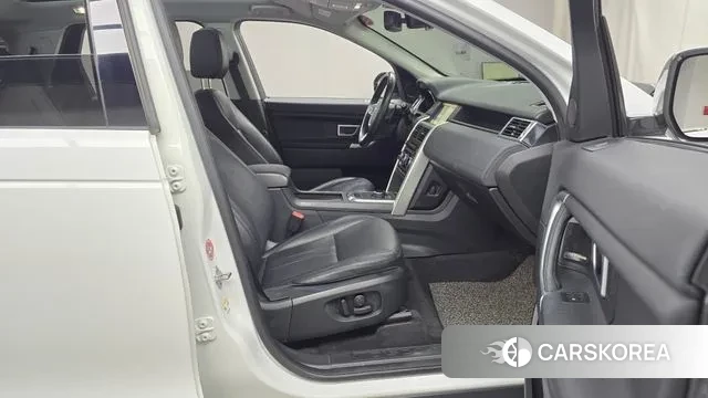 Land Rover Discovery Sports 2019 Белый из Кореи, фото 2