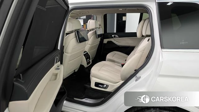 BMW X7 (G07) 2020 Белый из Кореи, фото 2