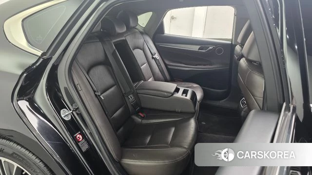 Hyundai Grandeur IG Hybrid 2018 Черный из Кореи, фото 2