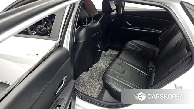 Hyundai Avante (CN7) 2023 Белый из Кореи, фото 2