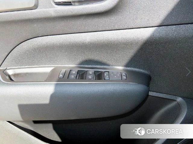 Renault Korea (Samsung) The New QM6 2023 Серебристо-серый из Кореи, фото 2