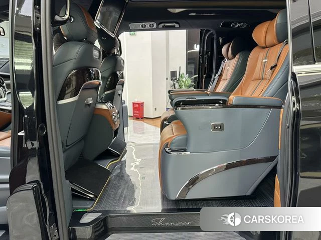 Mercedes-Benz V-class 2022 Черный из Китая, фото 2