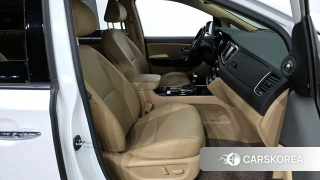 Kia The New Carnival 2019 Белый из Кореи, фото 2