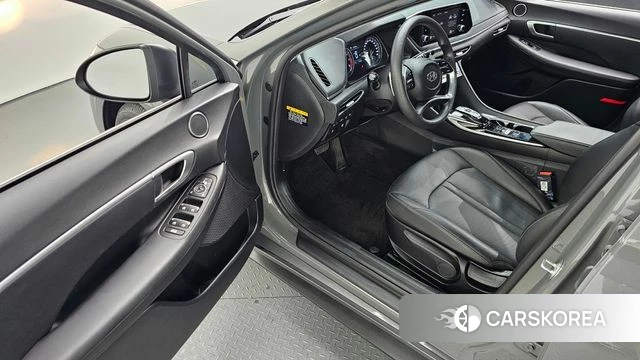 Hyundai Sonata (DN8) 2019 Серый из Кореи, фото 2