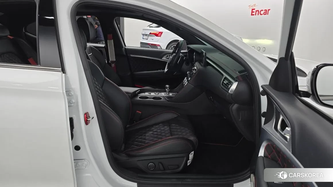 Genesis The New G70 2021 Белый из Кореи, фото 2