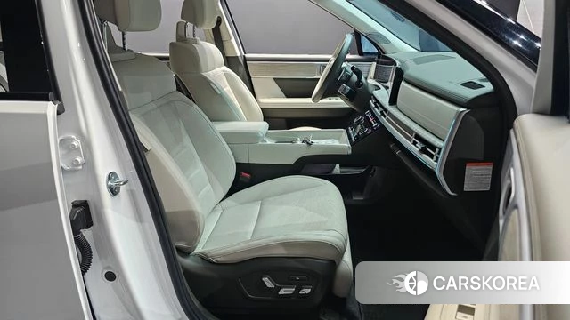 Hyundai Santa Fe (MX5) 2024 Белый из Кореи, фото 2