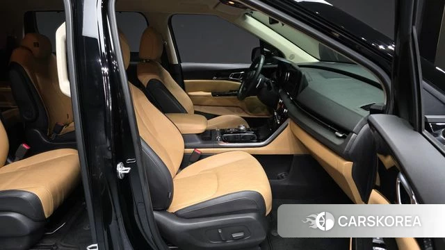 Kia Carnival 4th generation 2022 Черный из Кореи, фото 2