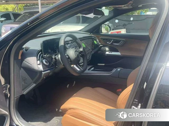 Mercedes-Benz E-class 2026 Черный из Китая, фото 2
