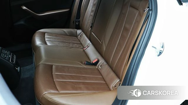 Audi A4 (B9) 2019 Белый из Кореи, фото 2