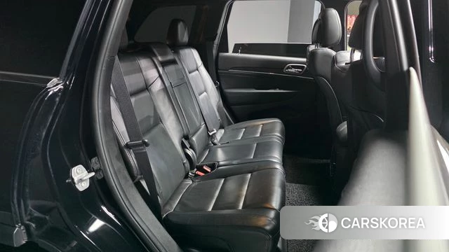 Jeep Grand Cherokee 2021 Черный из Кореи, фото 2
