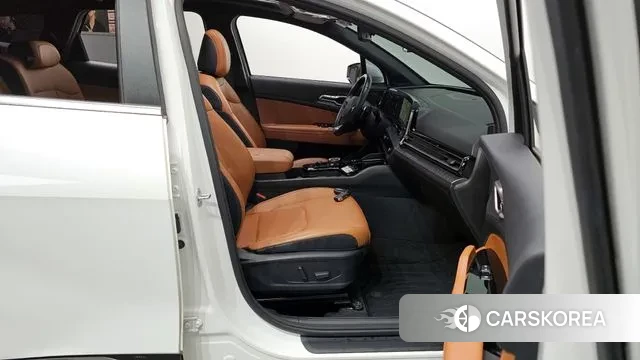 Kia Sportage 5th Generation 2021 Белый из Кореи, фото 2