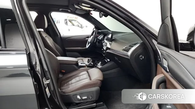 BMW X3 (G01) 2022 Серый из Кореи, фото 2