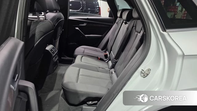 Audi Q5 (FY) 2022 Белый из Кореи, фото 2