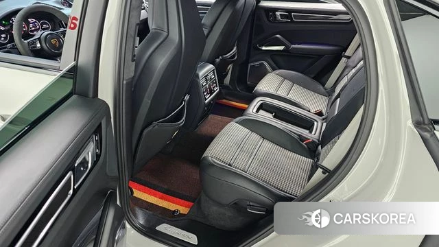 Porsche Cayenne (PO536) 2020 Серебристо-серый из Кореи, фото 2