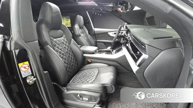 Audi Q8 (4M) 2020 Черный из Кореи, фото 2