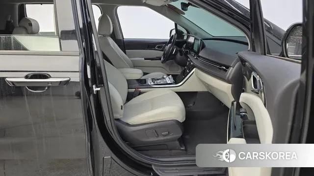 Kia Carnival 4th generation 2021 Черный из Кореи, фото 2