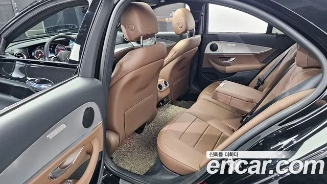 Mercedes-Benz E-Class W213 2020 Черный из Кореи, фото 2