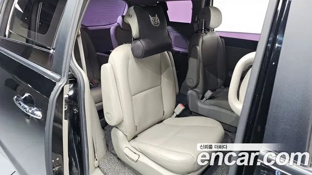 Kia All New Carnival 2018 Черный из Кореи, фото 2