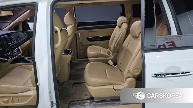 Kia The New Carnival 2019 Белый из Кореи, фото 2