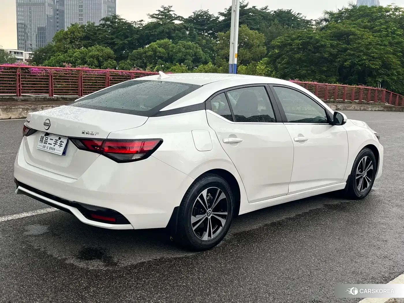 Nissan Sylphy 2023 Белый из Китая, фото 3
