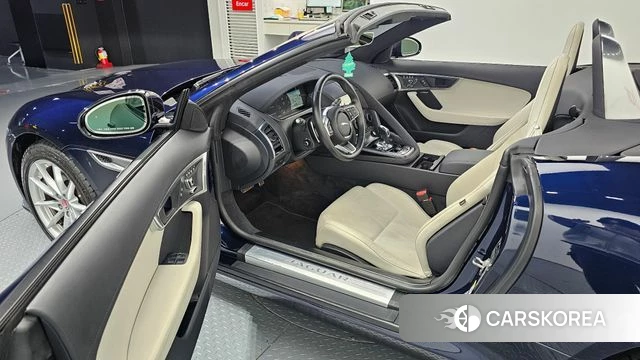 Jaguar F-TYPE 2023 Синий из Кореи, фото 2