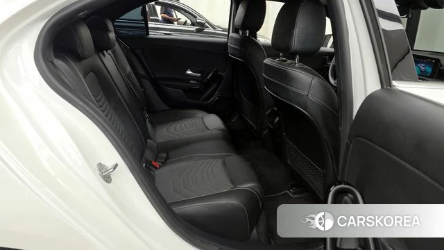 Mercedes-Benz A-Class W177 2020 Белый из Кореи, фото 2