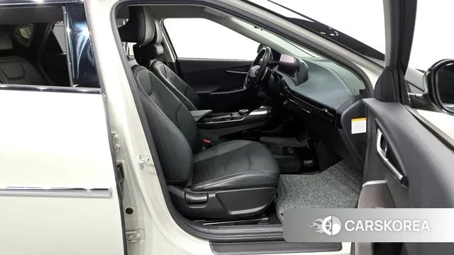 Kia EV6 2022 Жемчужный цвет из Кореи, фото 2