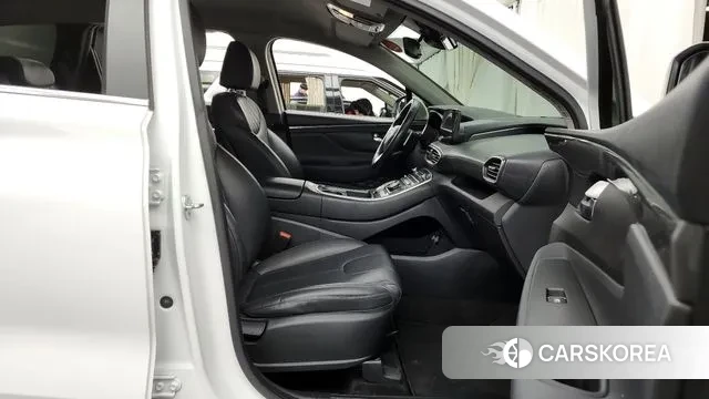 Hyundai The New Santa Fe 2021 Белый из Кореи, фото 2