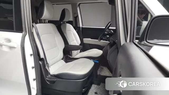 Kia The New Kia Ray 2023 Белый из Кореи, фото 2