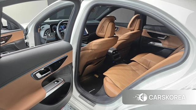 Mercedes-Benz E-Class W214 2026 Белый из Кореи, фото 2