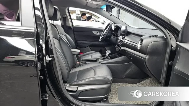 Kia Come New K3 2021 Черный из Кореи, фото 2