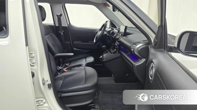 Hyundai Casper 2022 Белый из Кореи, фото 2