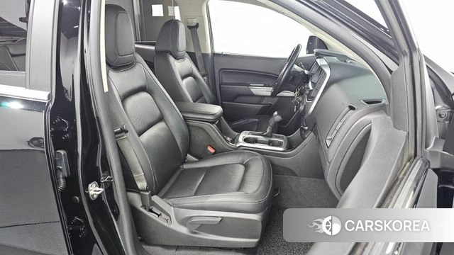 Chevrolet (GM Daewoo) Real New Colorado 2021 Черный из Кореи, фото 2
