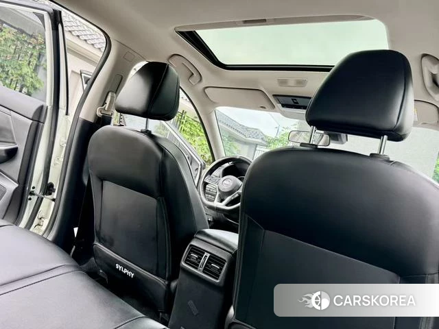 Nissan Xuan Yi 2022 Белый из Китая, фото 2