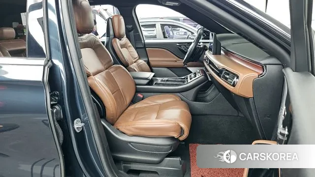 Lincoln Aviator 2nd generation 2023 Синий из Кореи, фото 2