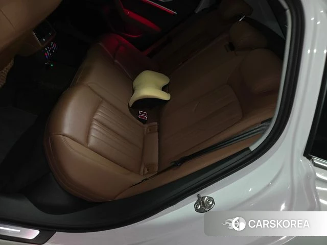 Audi A6 (C8) 2020 Белый из Кореи, фото 2