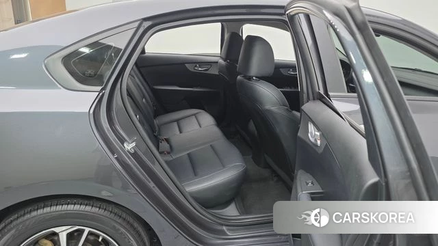Kia The New K3 2nd generation 2022 Небесно-голубой из Кореи, фото 2