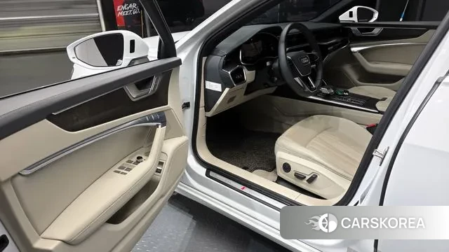 Audi A6 (C8) 2021 Белый из Кореи, фото 2