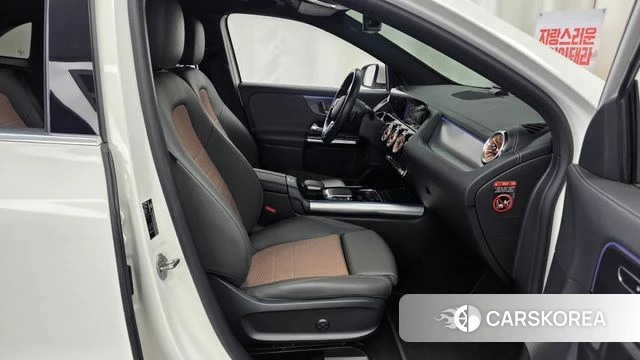 Mercedes-Benz EQA H243 2022 Белый из Кореи, фото 2