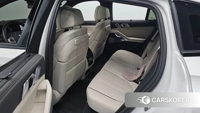 BMW X6 (G06) 2025 Белый из Кореи, фото 2